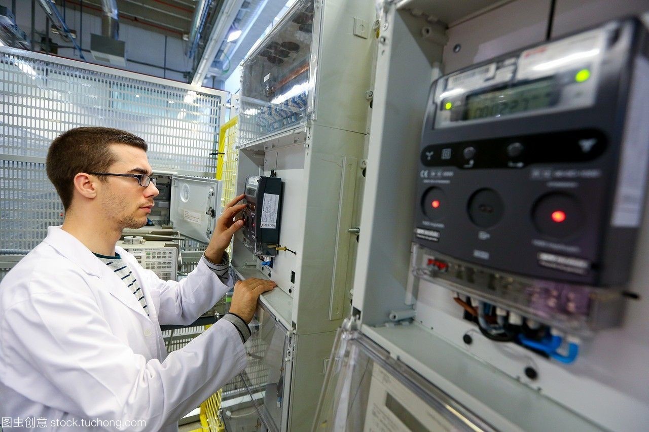 研究員。電器柜性能計數(shù)器。低壓微網(wǎng)絡(luò)。用于智能電網(wǎng)和智能電表的測試和證書服務(wù)。電力電子設(shè)備認(rèn)證。技術(shù)服務(wù)行業(yè)。tecnaliaresearch&innovationbizkaiabasquecountry,西班牙。